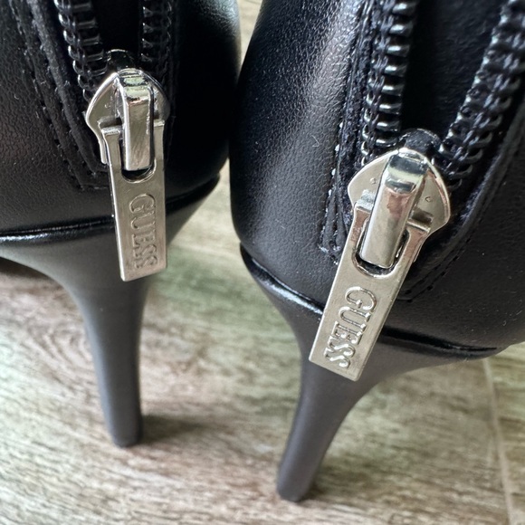 Guess; high heels women’s shoes; size 8,5; new ( no box) - Picture 4 of 8